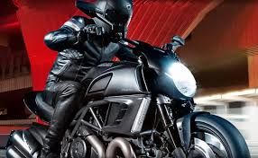 Ducati Diavel Dark ราคา