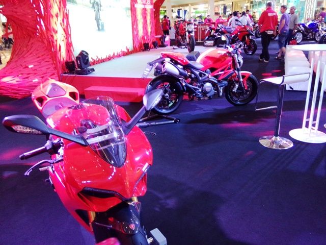 Ducati Showcase เซ็นทรัลลาดพร้าว 2557