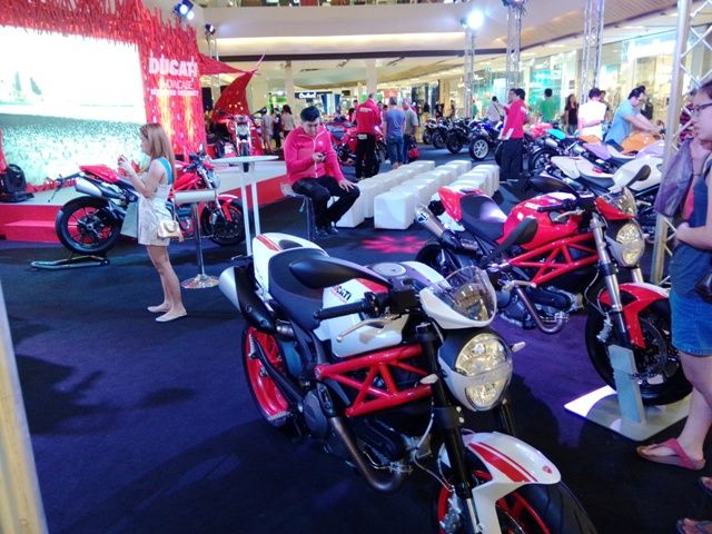 Ducati Showcase เซ็นทรัลลาดพร้าว 2557