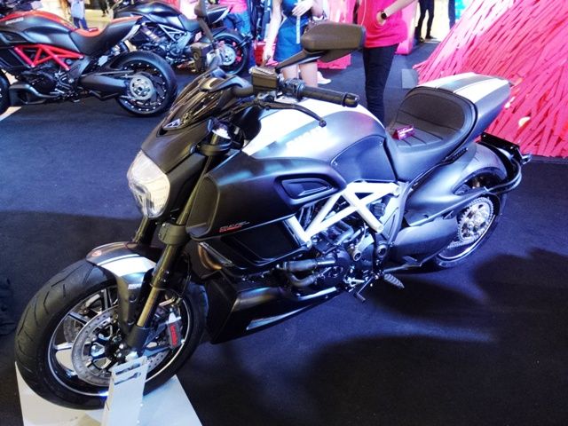 Ducati Showcase เซ็นทรัลลาดพร้าว 2557