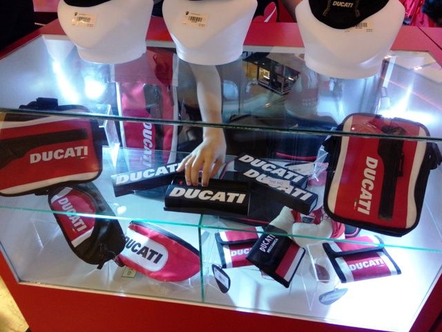 Ducati Showcase เซ็นทรัลลาดพร้าว 2557